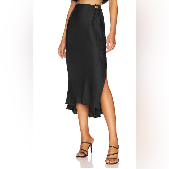 Astr Dresses & Skirts - ASTR The Label Riva Tie Waist Midi Skirt